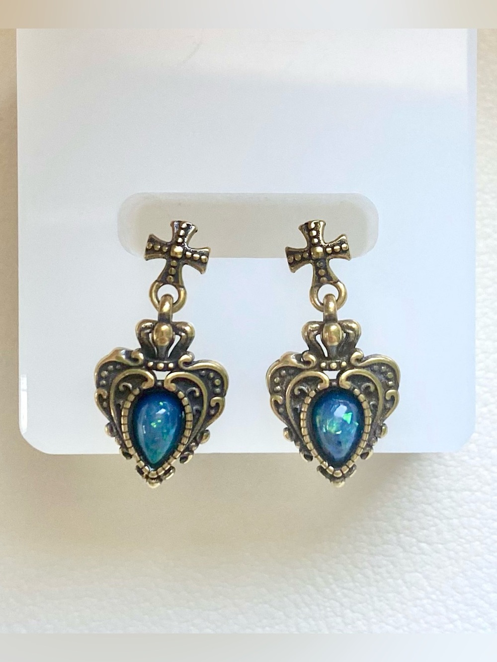 Vintage-Inspired Blue Teardrop Heart Drop Earrings